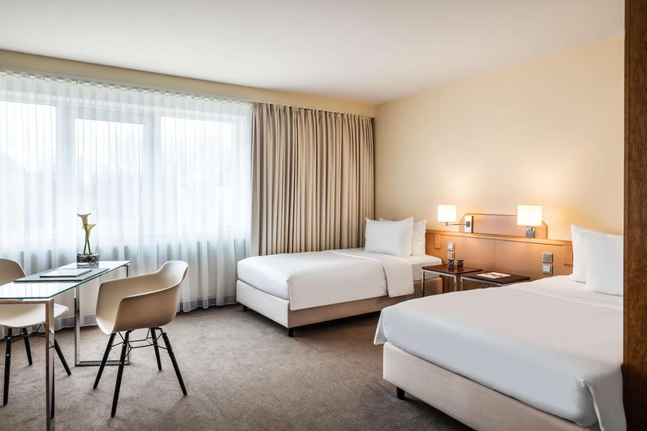 Lindner Airport Hotel 4*